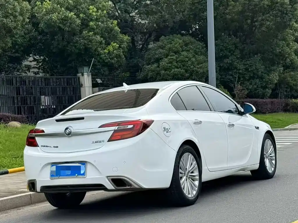 Buick Regal — миниатюра 4