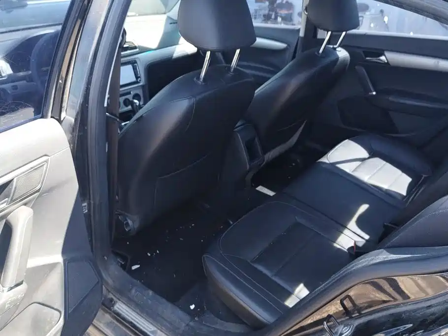 Volkswagen Lavida — миниатюра 11
