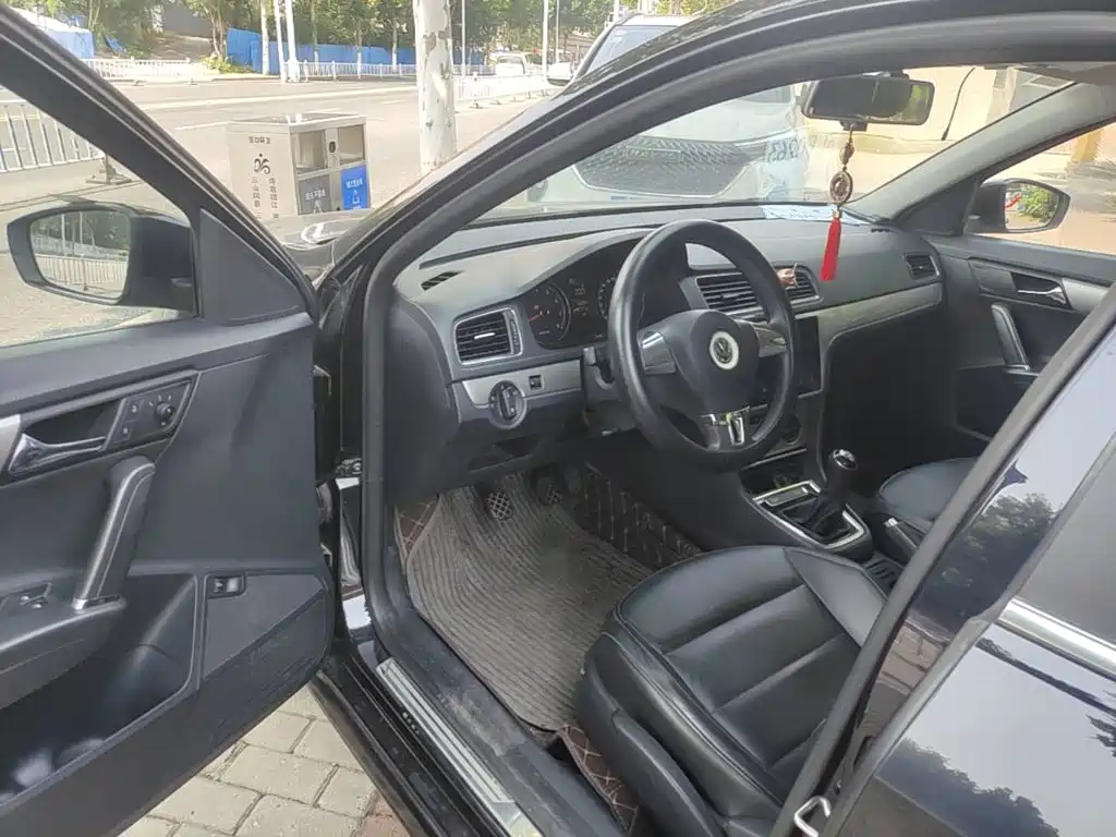 Volkswagen Lavida — миниатюра 16