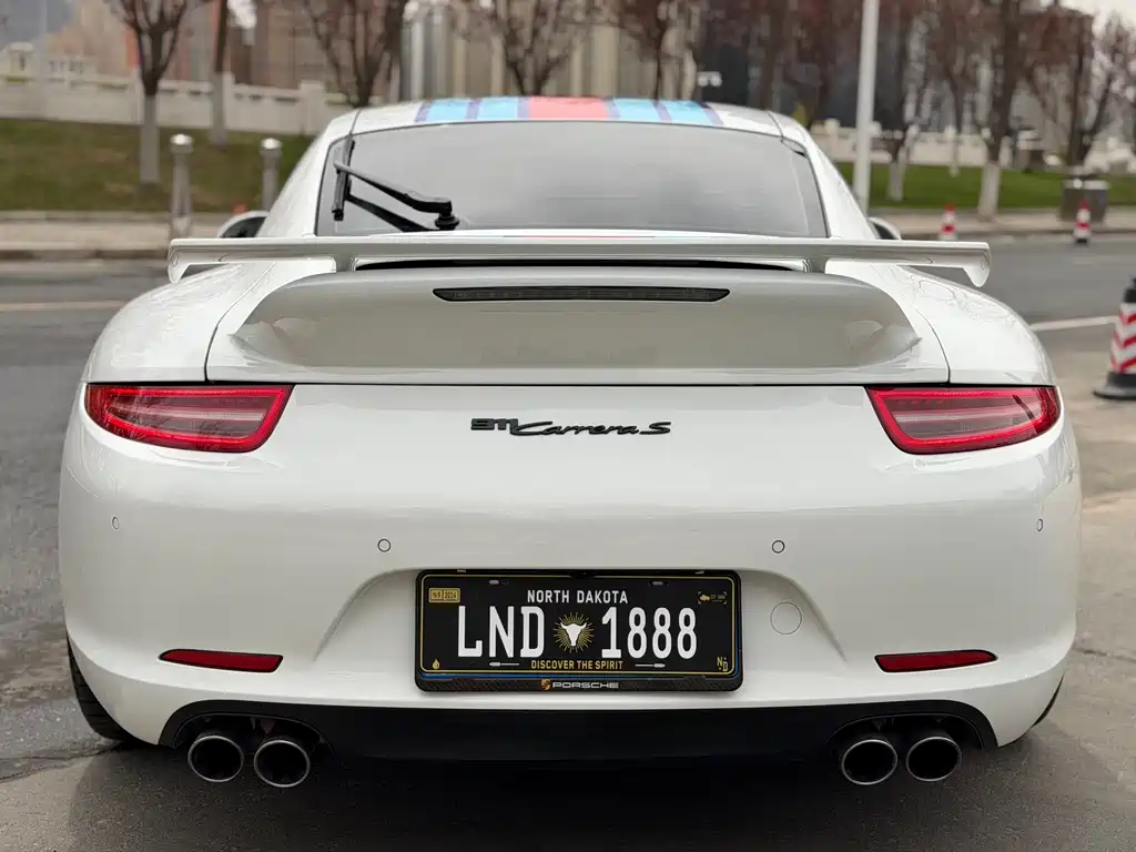 Porsche 911 2015 Carrera S 3.8L Martini