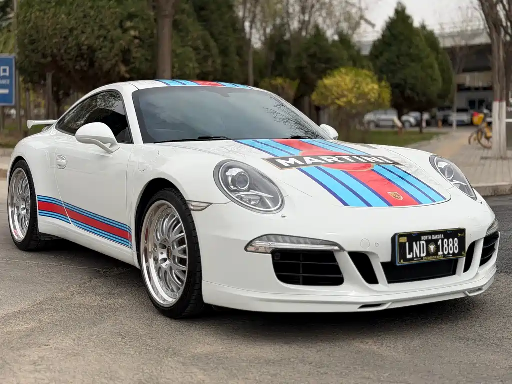 Porsche 911 2015 Carrera S 3.8L Martini