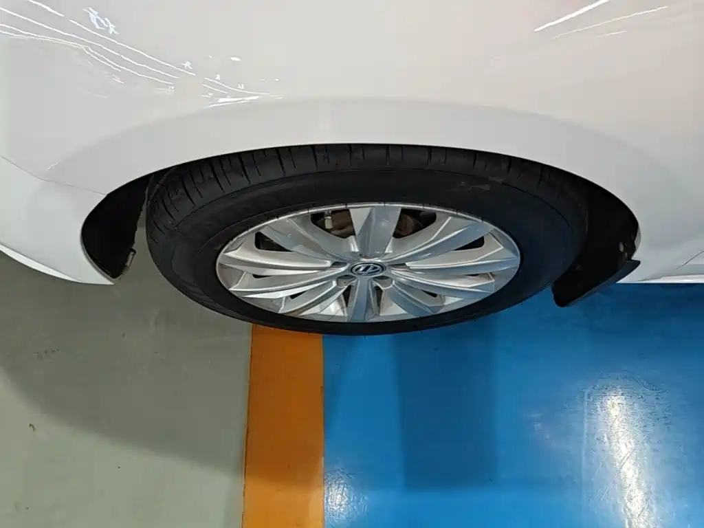 Volkswagen Bora — миниатюра 23