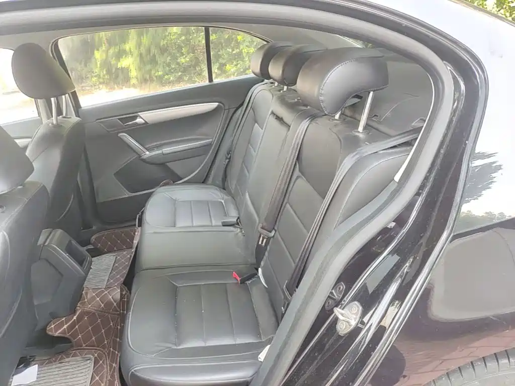 Volkswagen Lavida — миниатюра 17
