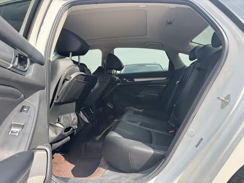 Honda Accord — миниатюра 4