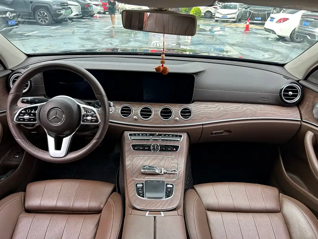 Mercedes-Benz E-Class E 2019 E 260 L 4MATIC