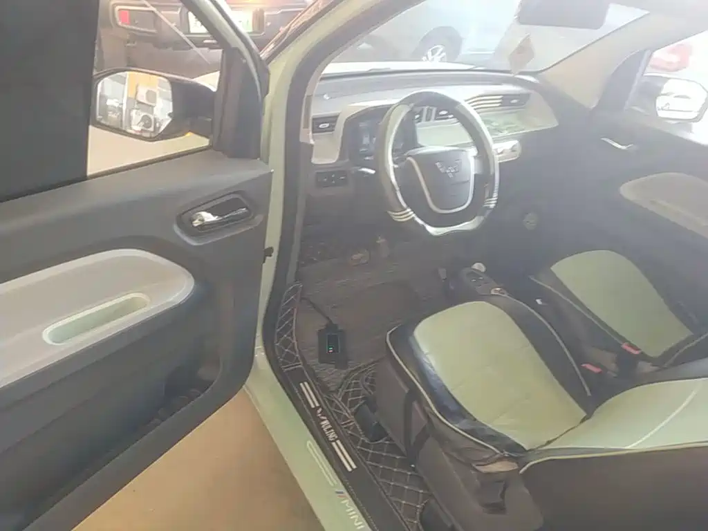 Wuling MINIEV — миниатюра 16