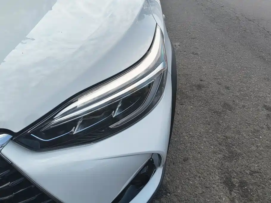 Toyota Yaris L — миниатюра 5