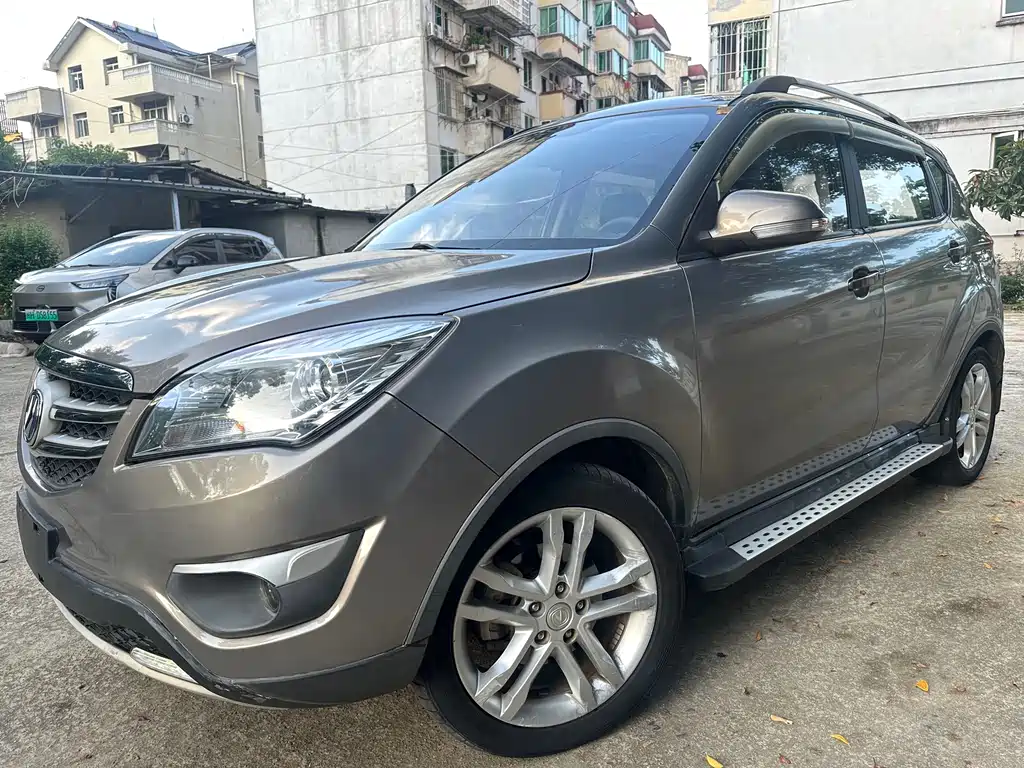 Changan CS35 2016