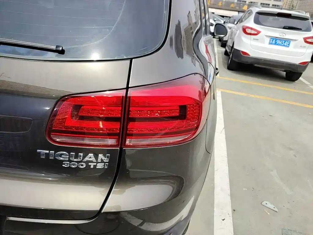 Volkswagen Tiguan — миниатюра 8