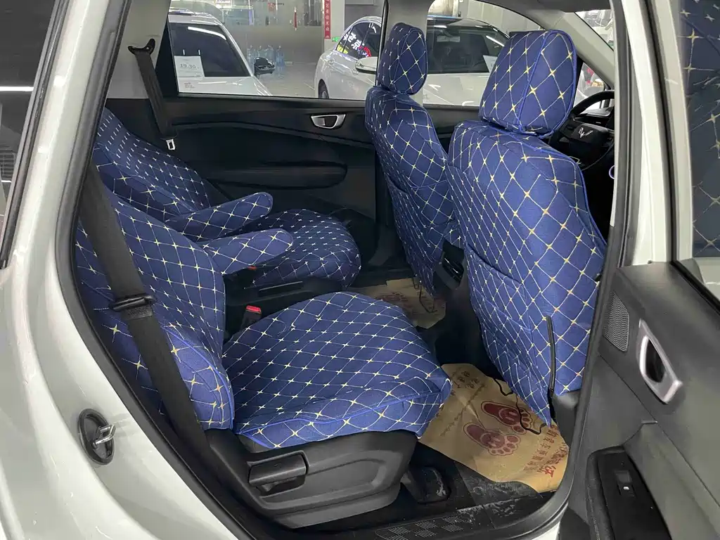 Wuling Jiachen — миниатюра 7