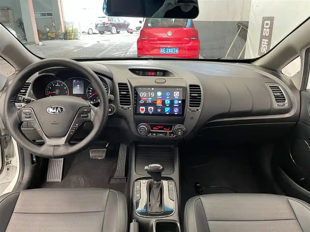 Kia K3 2017 1.6L AT 15 GLS