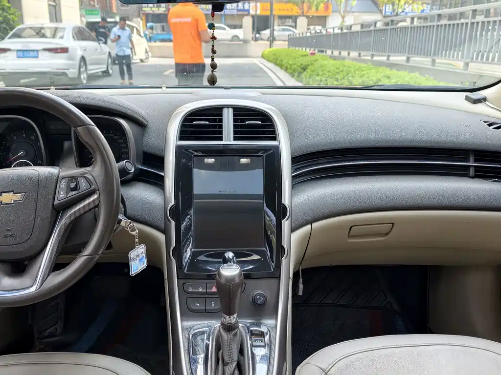 Chevrolet Malibu — миниатюра 15