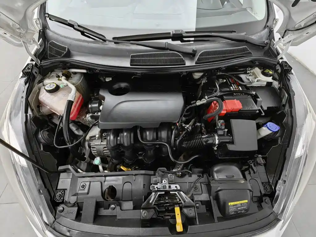 Ford Fiesta — миниатюра 6