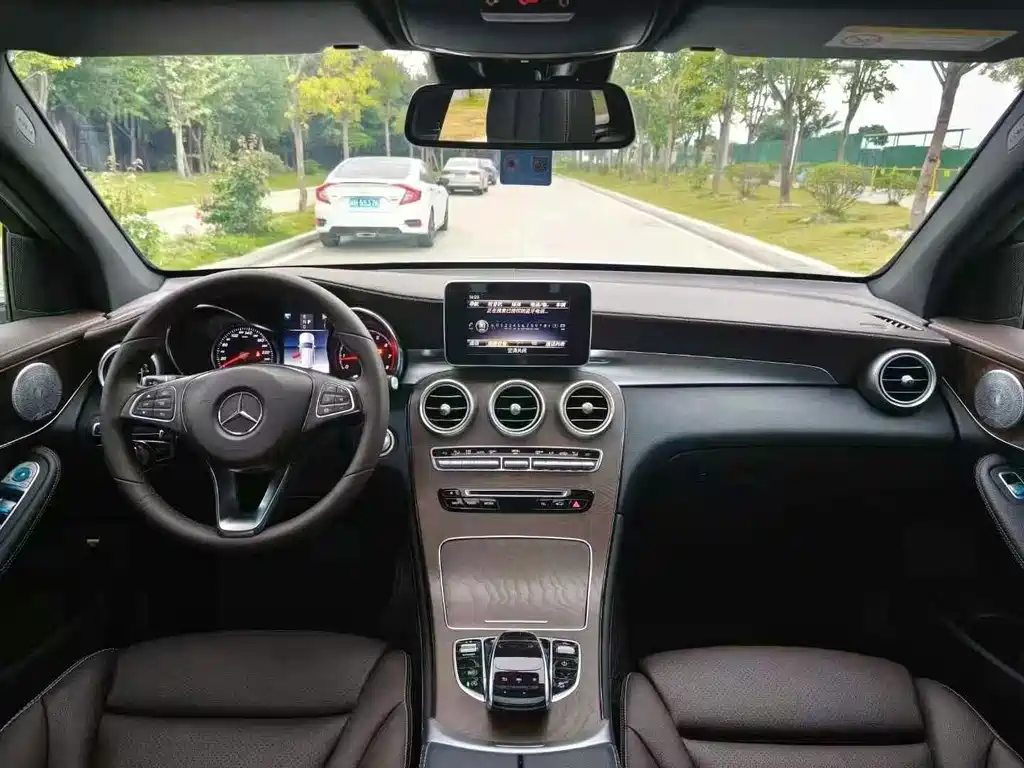Mercedes-Benz GLC — миниатюра 4