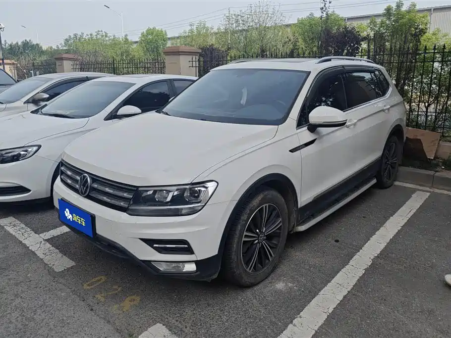 Volkswagen Tiguan L 2020