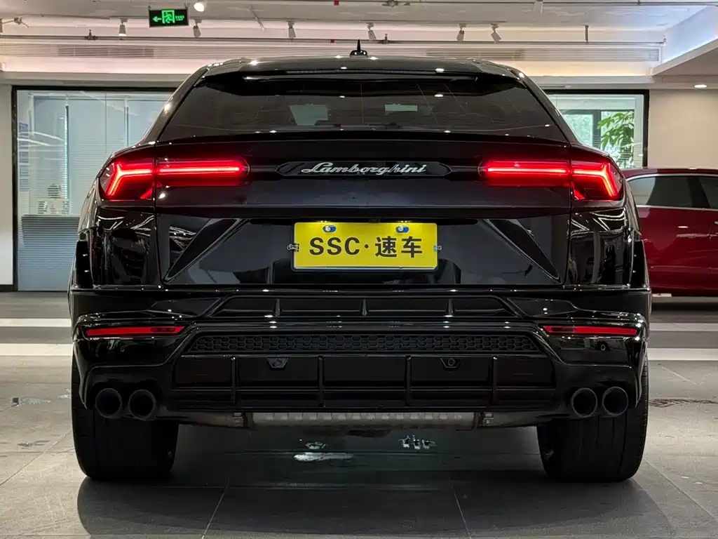 Lamborghini Urus — миниатюра 5