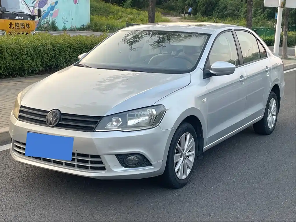 Купить Volkswagen Jetta