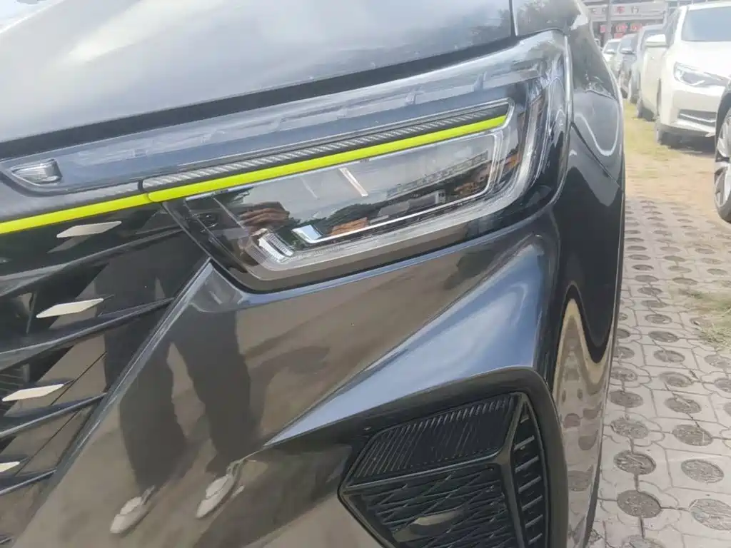 Roewe RX5 — миниатюра 24