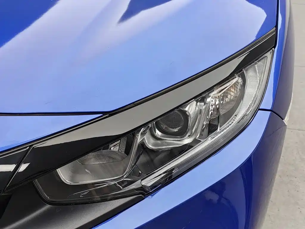 Honda Civic — миниатюра 7