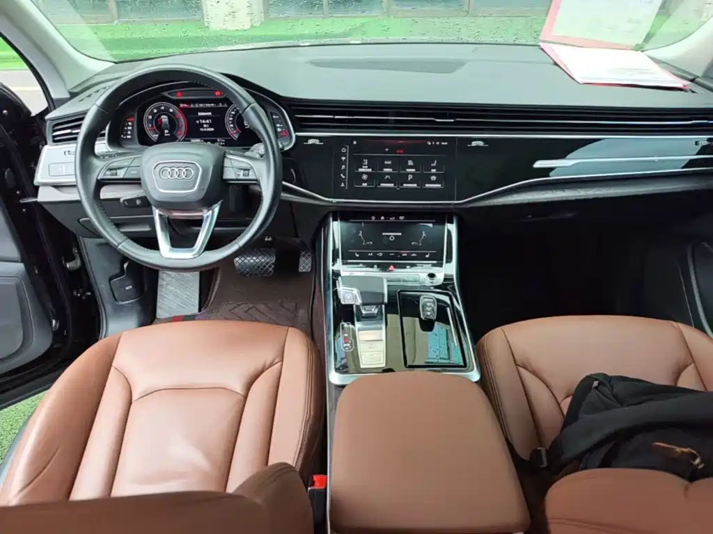 Audi Q7 — миниатюра 10