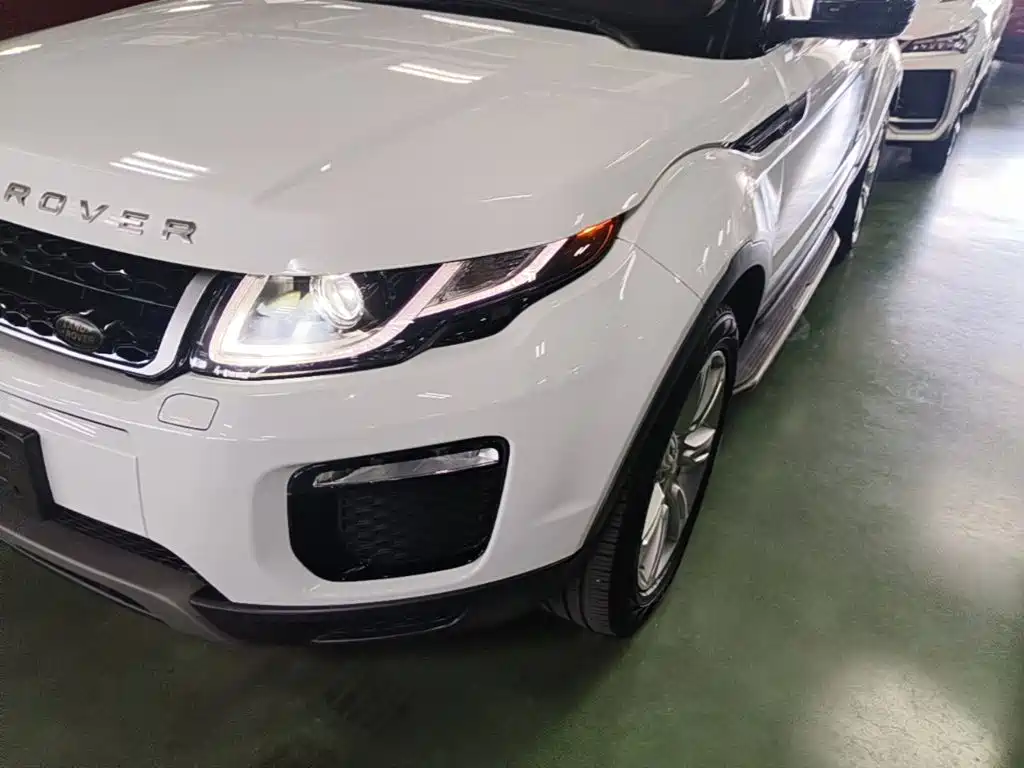 Land Rover Evoque — миниатюра 24