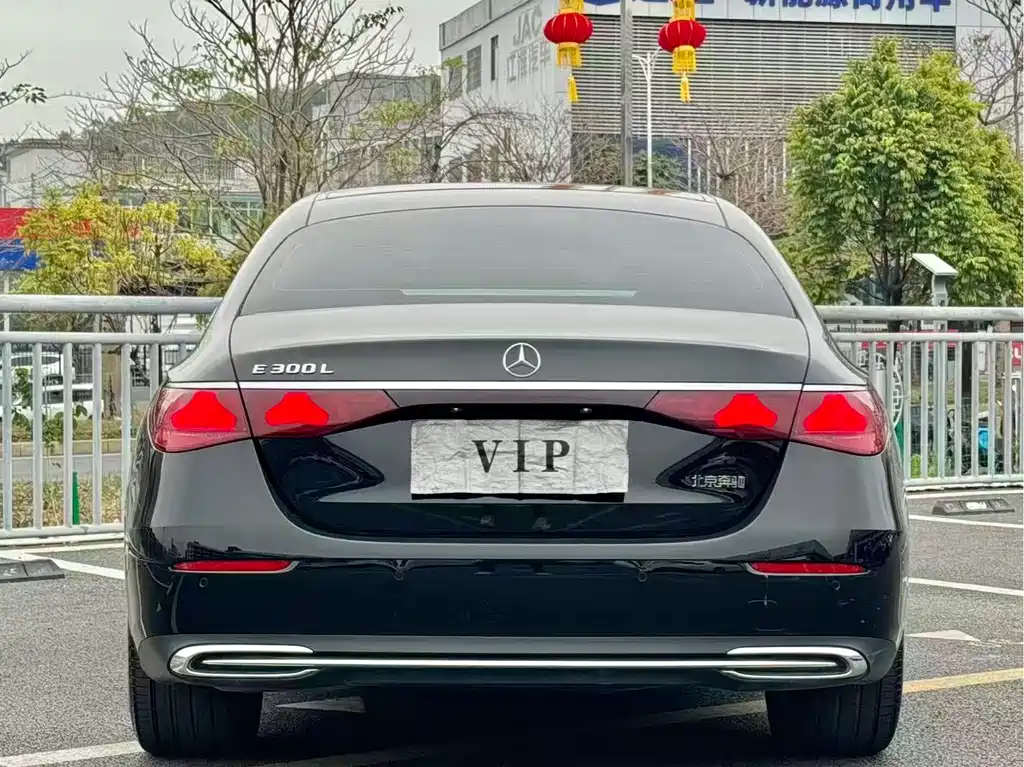 Mercedes-Benz E-Class E 2025 E 300 L Fashion Sport