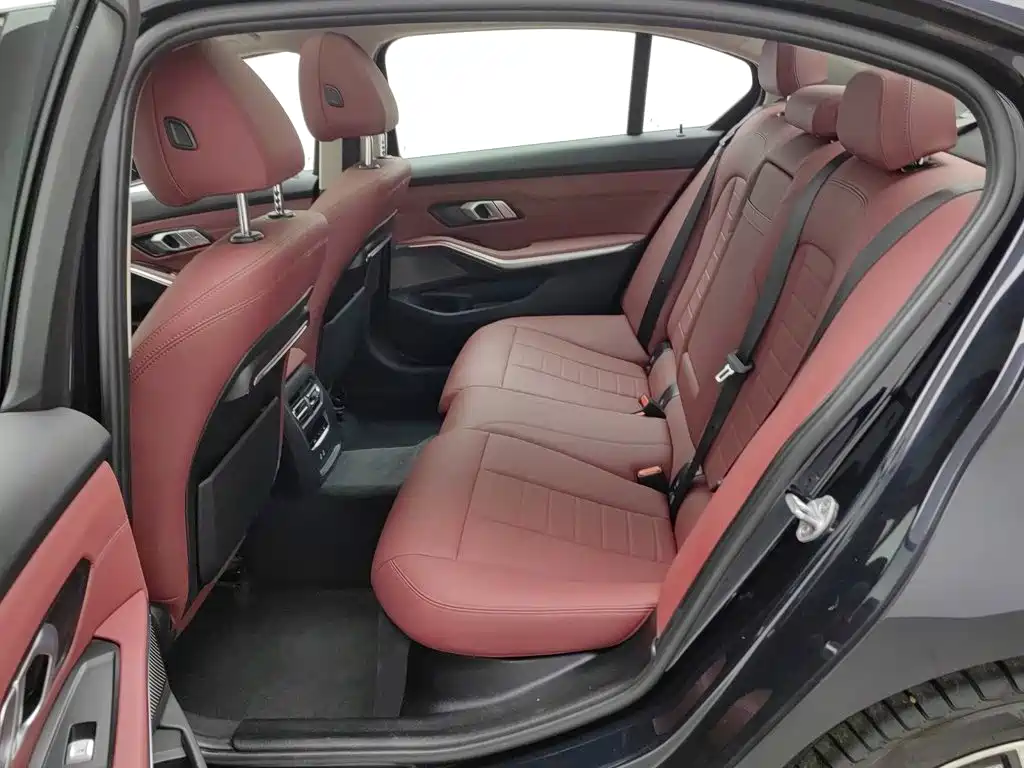 BMW 3 Series — миниатюра 15