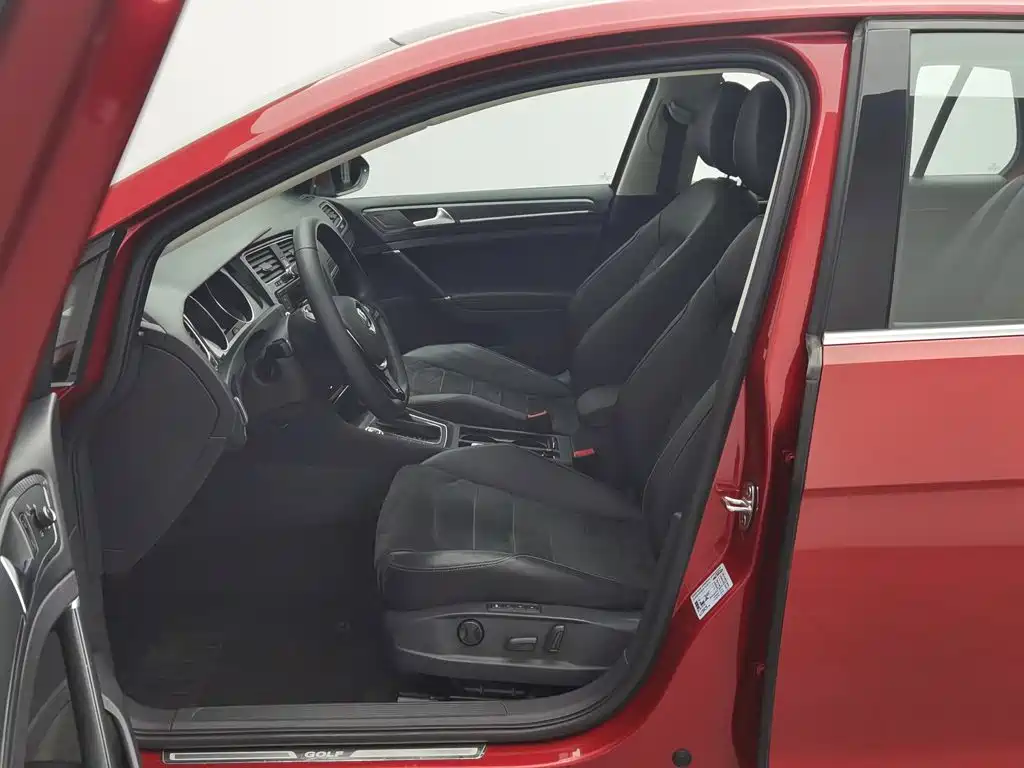 Volkswagen Golf — миниатюра 10