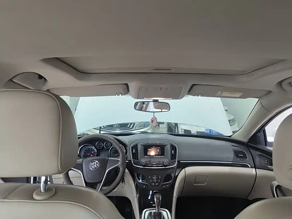 Buick Regal — миниатюра 18