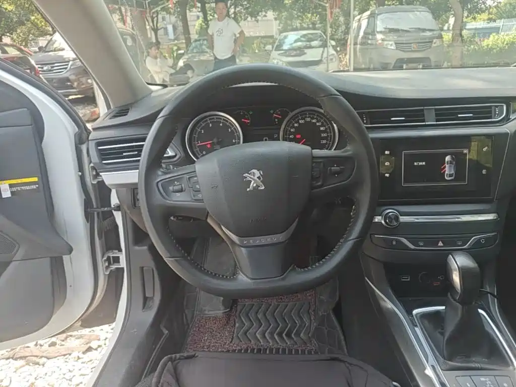 Peugeot 408 — миниатюра 11