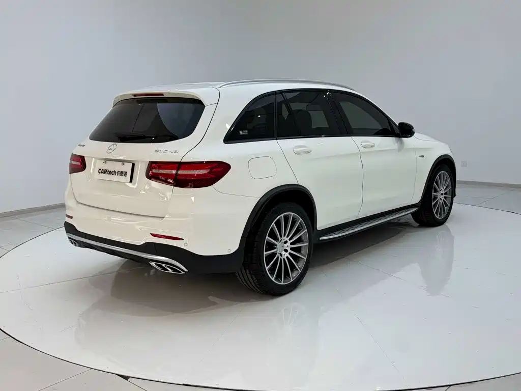 Mercedes-Benz GLC AMG — миниатюра 28