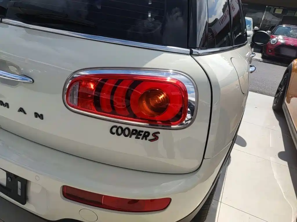 MINI Mini Clubman — миниатюра 8