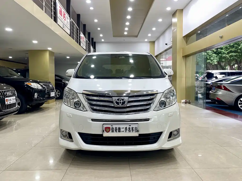 Toyota Alphard 2011 3.5L Luxury