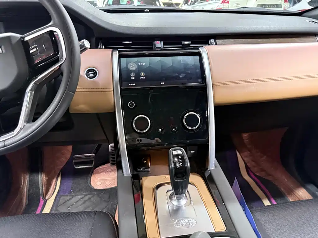 Land Rover Discovery Sport — миниатюра 15