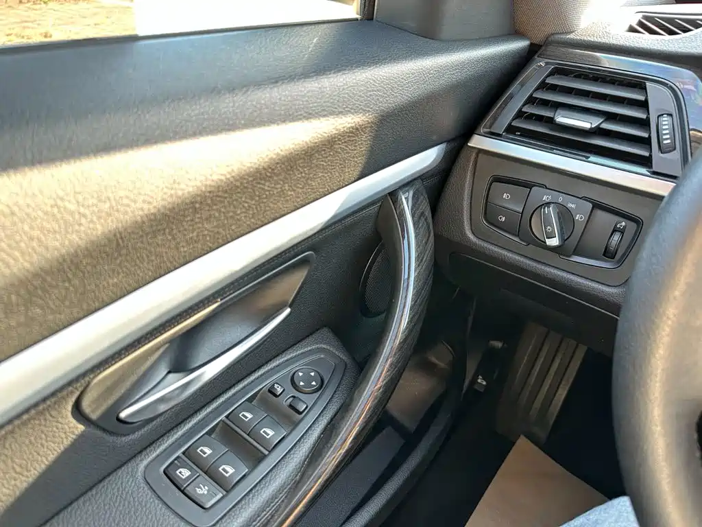 BMW 3 Series GT — миниатюра 23