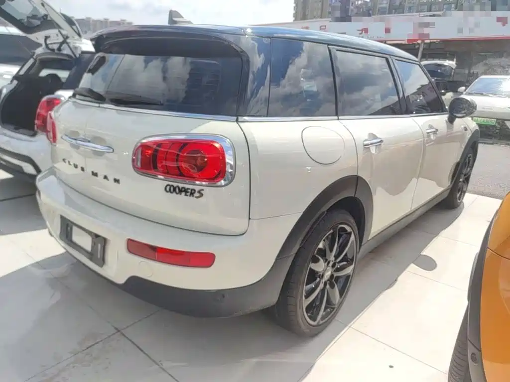 MINI Mini Clubman — миниатюра 7
