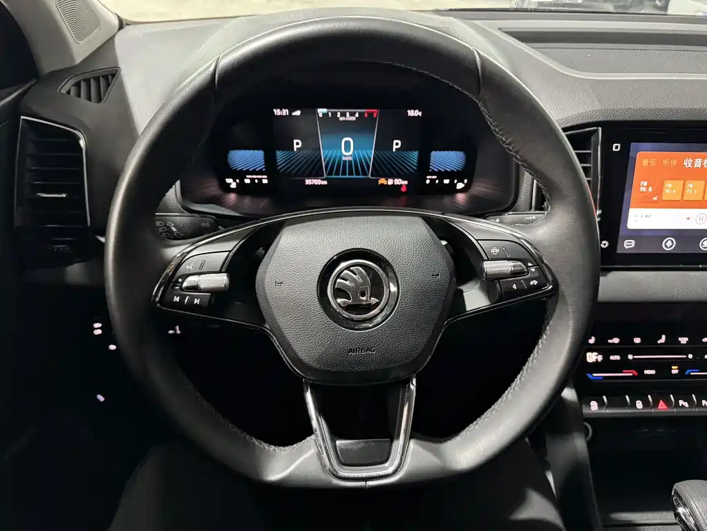 Skoda Karoq — миниатюра 7