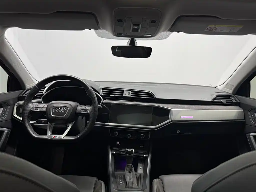 Audi Q3 Sportback — миниатюра 6