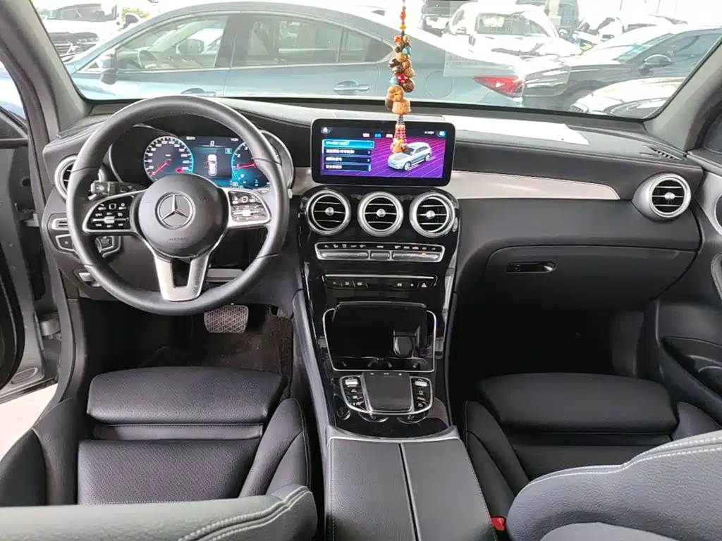 Mercedes-Benz GLC — миниатюра 10