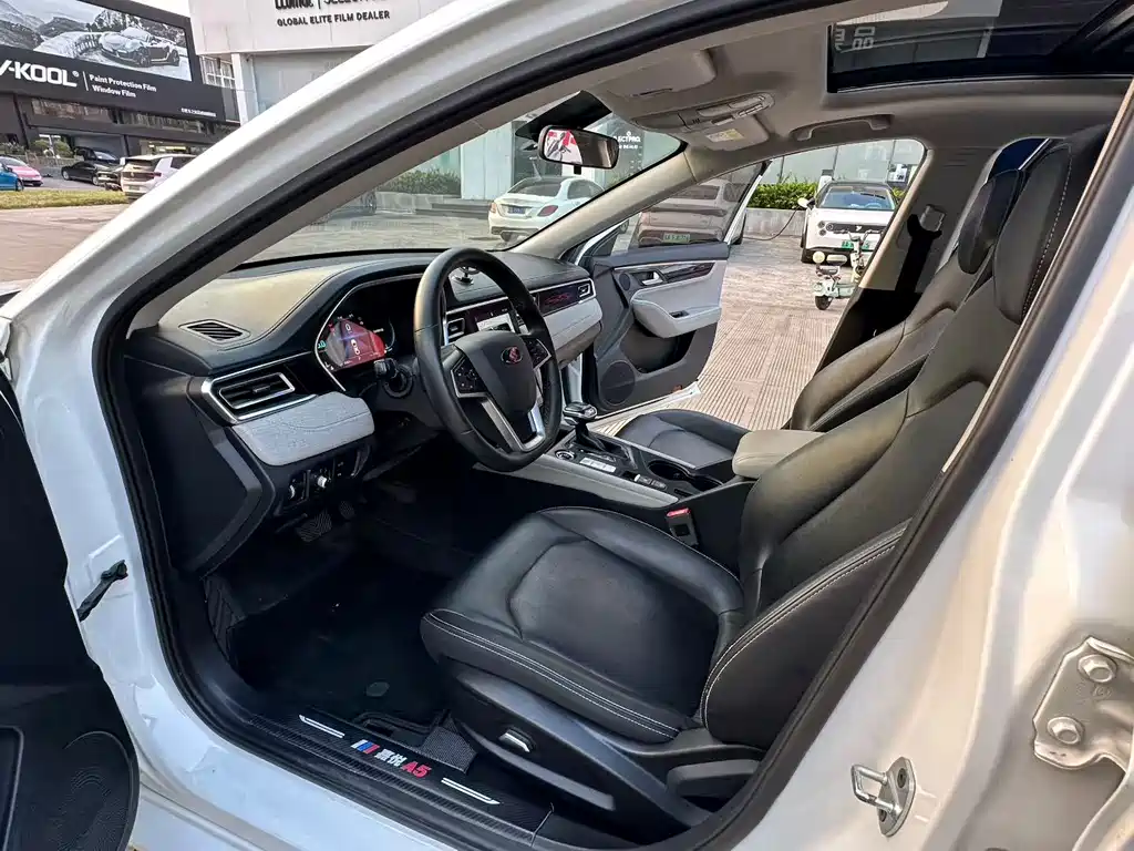 JAC A5 — миниатюра 7