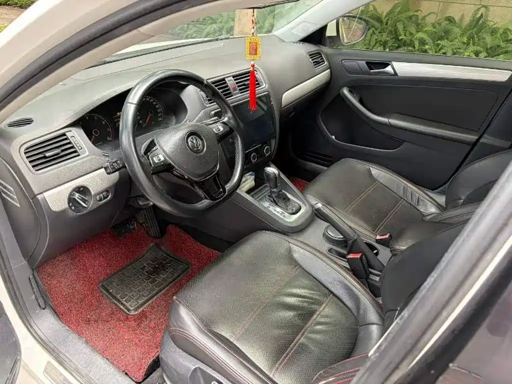 Volkswagen Sagitar — миниатюра 6