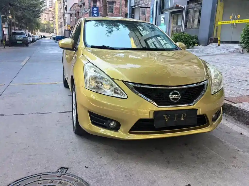 Nissan Tiida — миниатюра 2