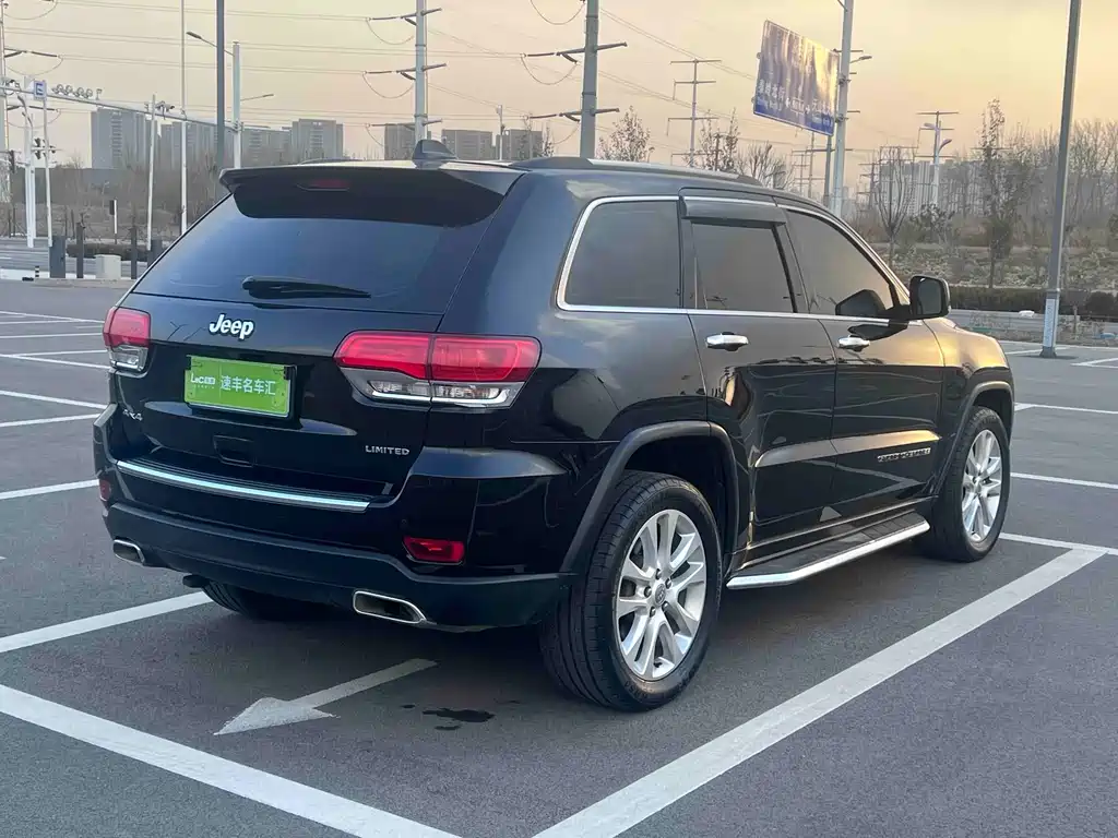 JEEP GRAND CHEROKEE