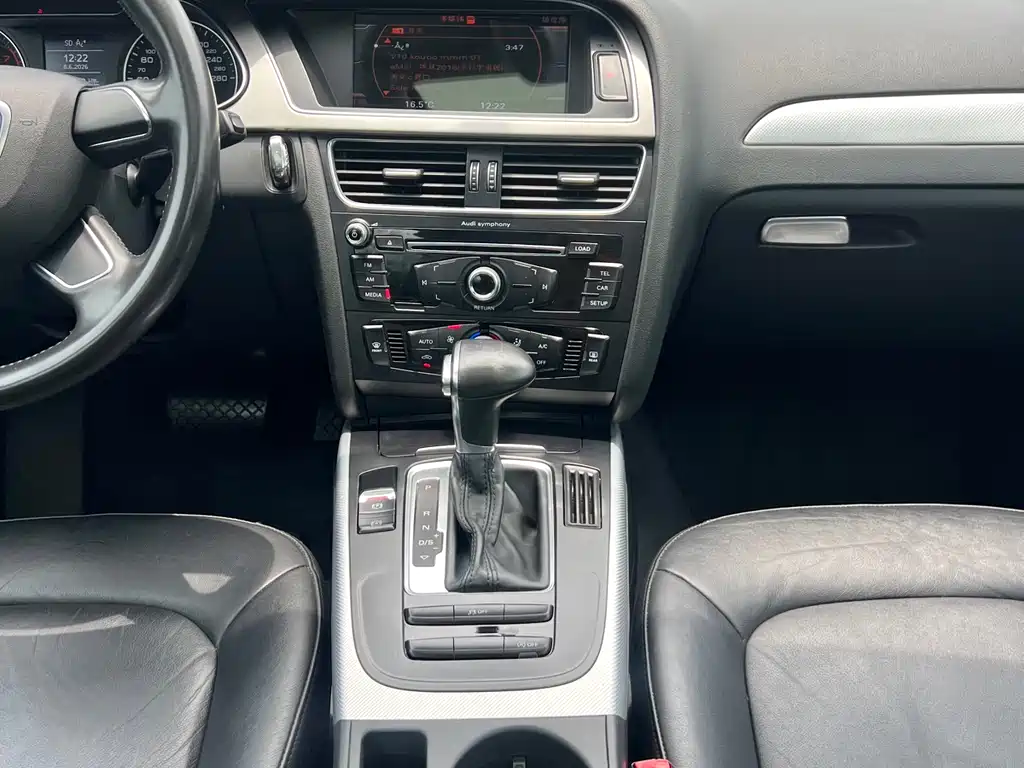 Audi A4L 2016 30 TFSI AT Comfort