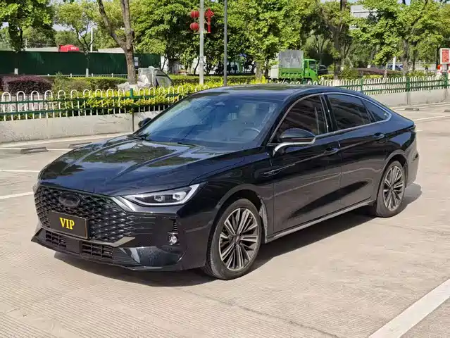 2025 Chery Arrizo 8