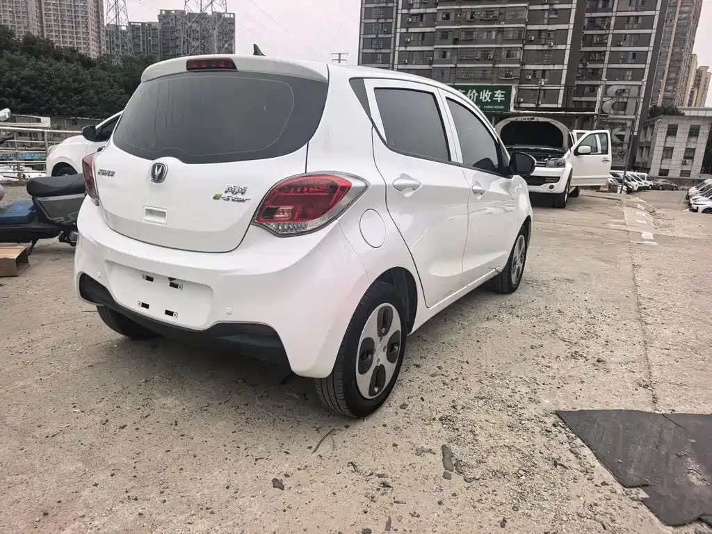 Changan Benben E-Star — миниатюра 5