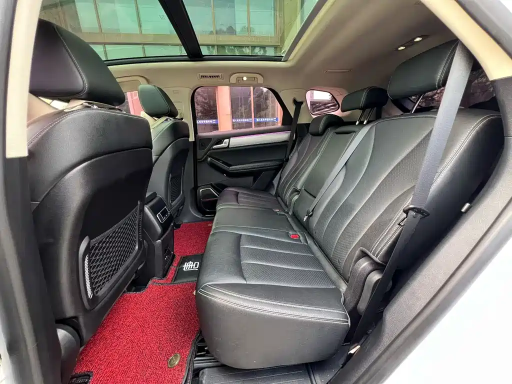 BYD Tang — миниатюра 6