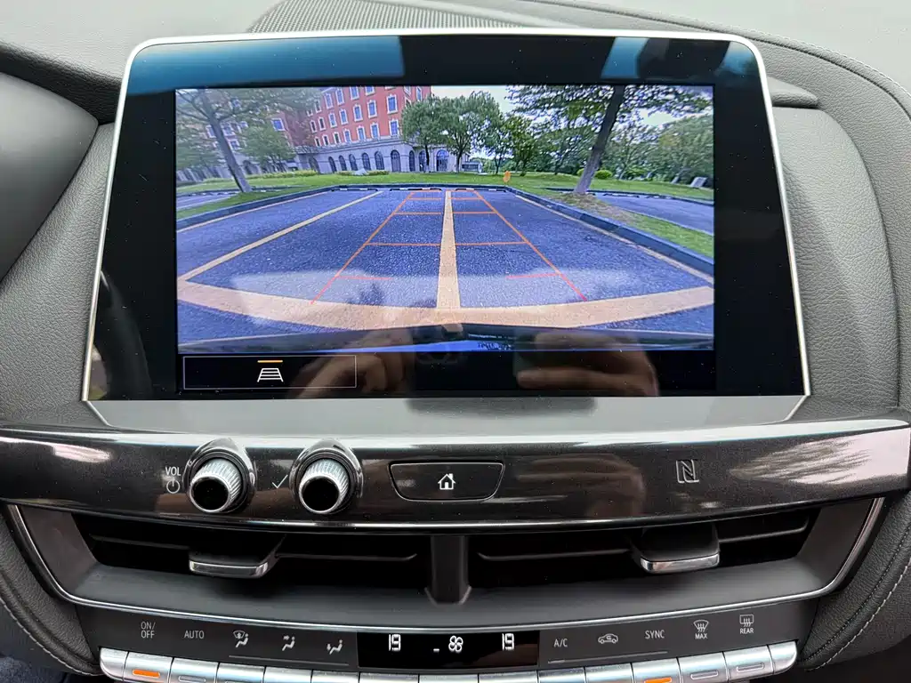 Cadillac CT5 — миниатюра 17