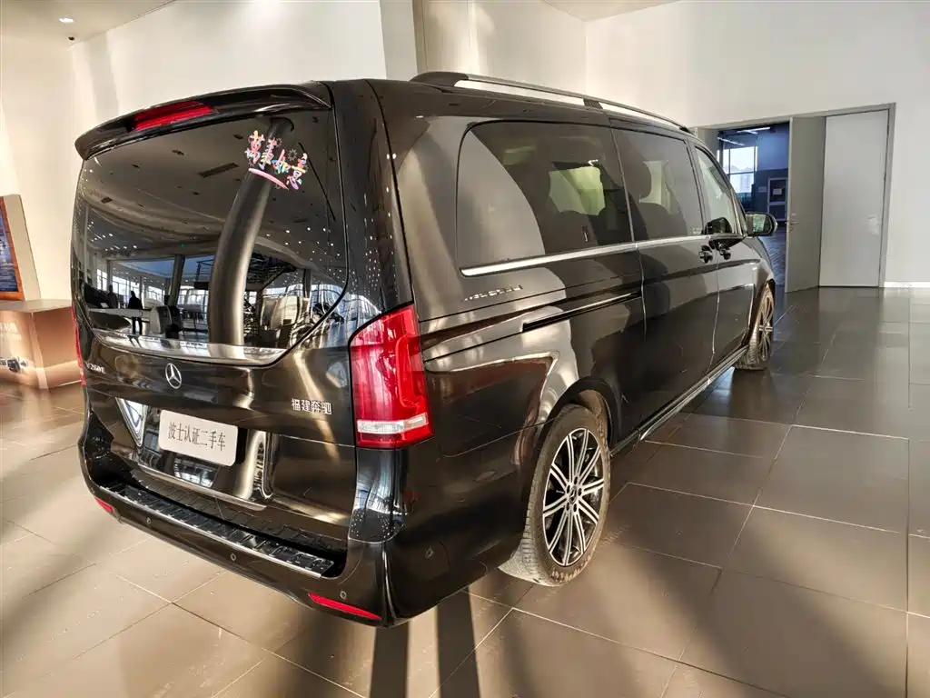 MERCEDES-BENZ V CLASS