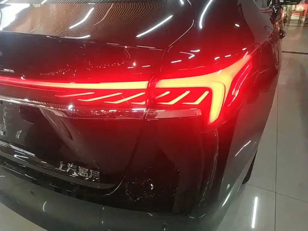 Buick LaCrosse — миниатюра 8